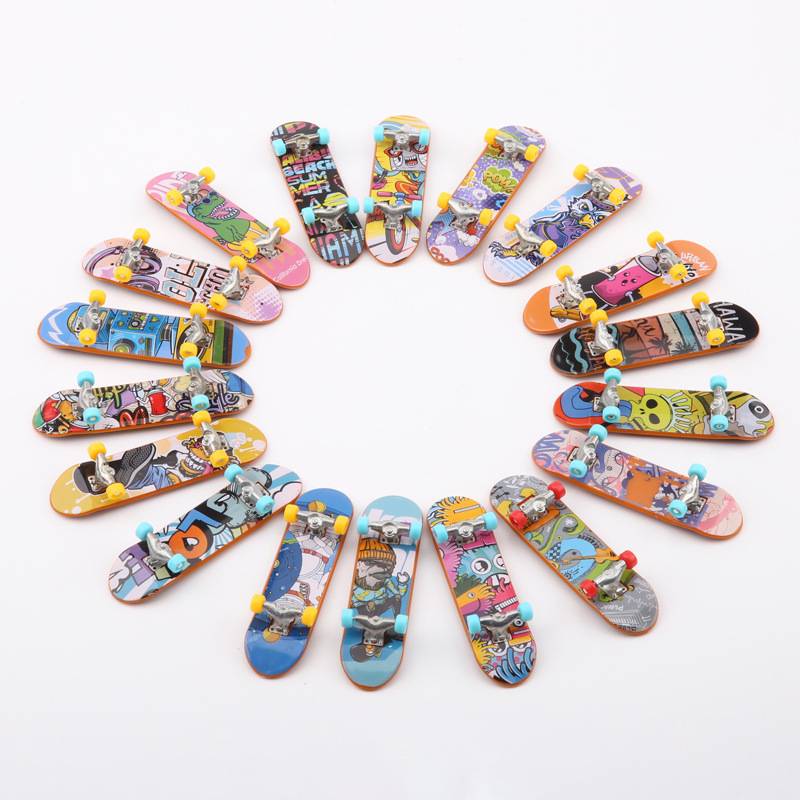 Single sand-finger skateboard (random distribution)